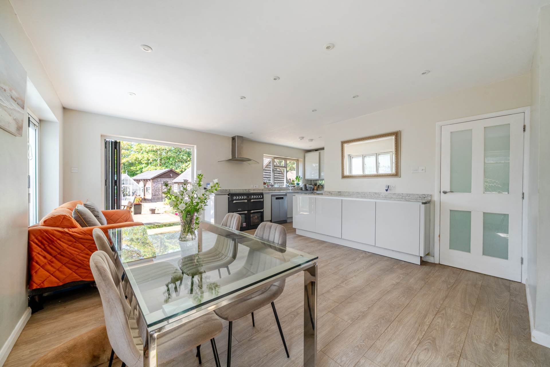 Puttenham, Guildford, Surrey Image 7