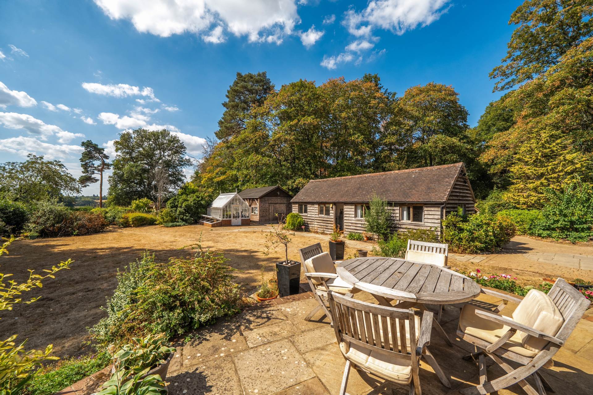 Puttenham, Guildford, Surrey Image 21