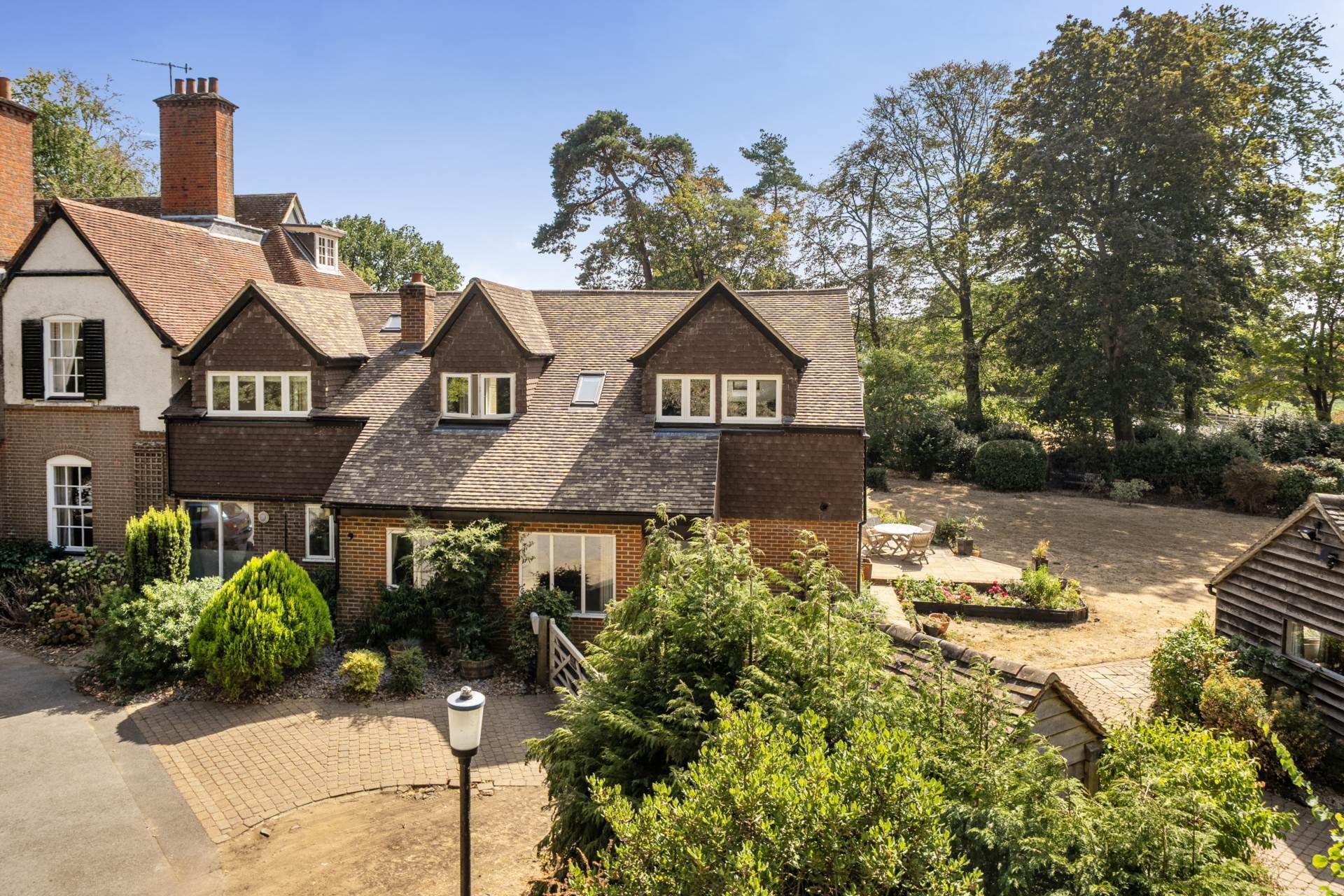 Puttenham, Guildford, Surrey Image 27