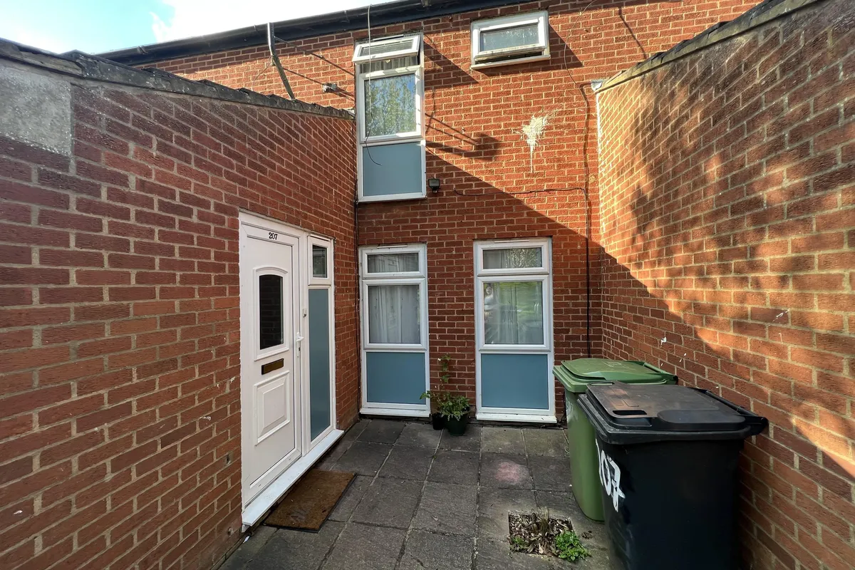 Fulmar Lane, WELLINGBOROUGH