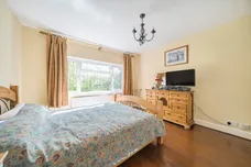Woodham Lane, Addlestone, KT15 photo 8