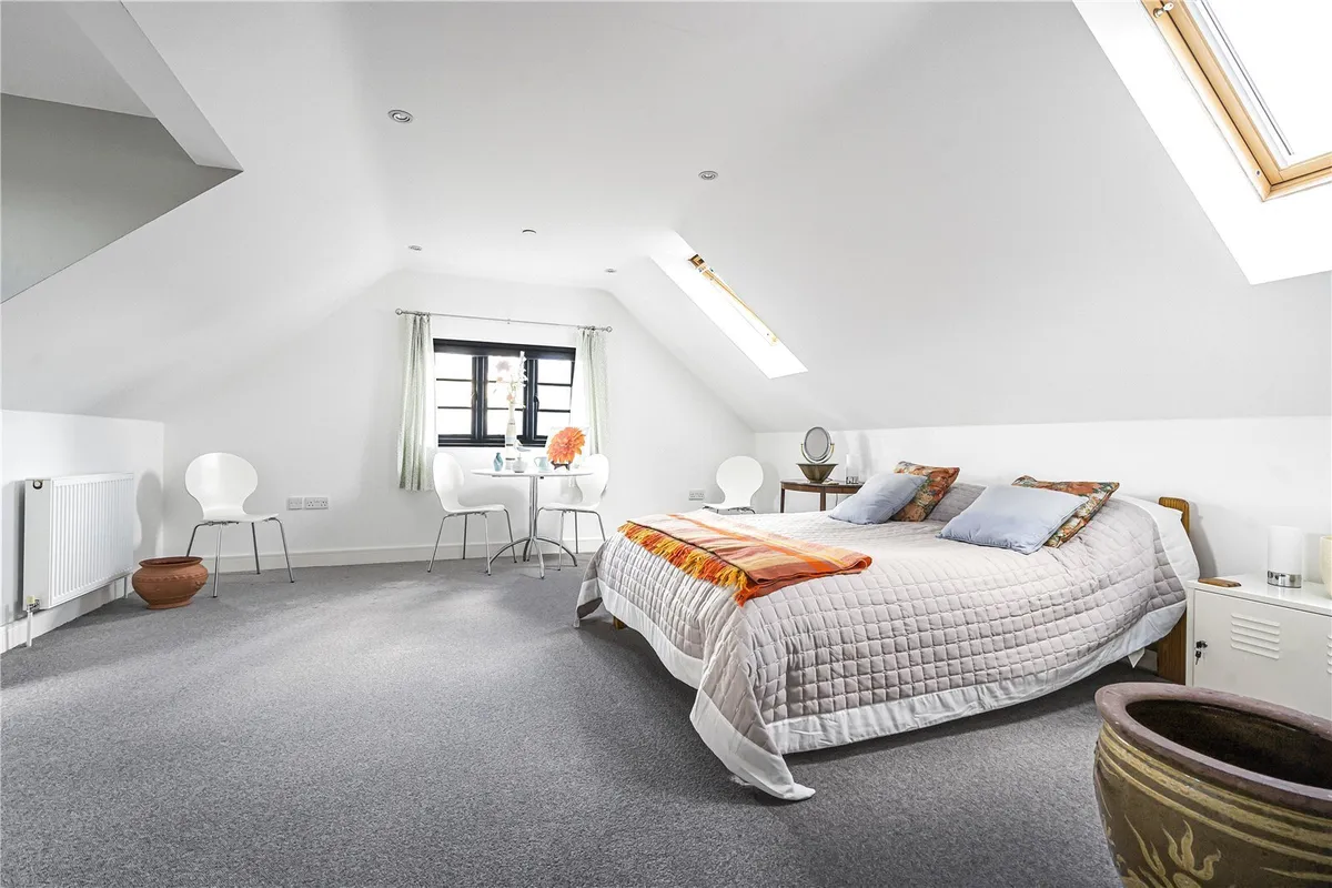 Yarnton Road, Kidlington, Oxfordshire, OX5