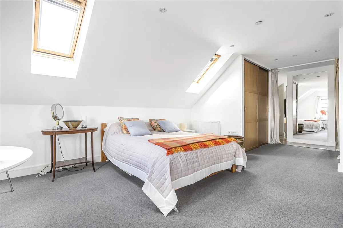 Yarnton Road, Kidlington, Oxfordshire, OX5