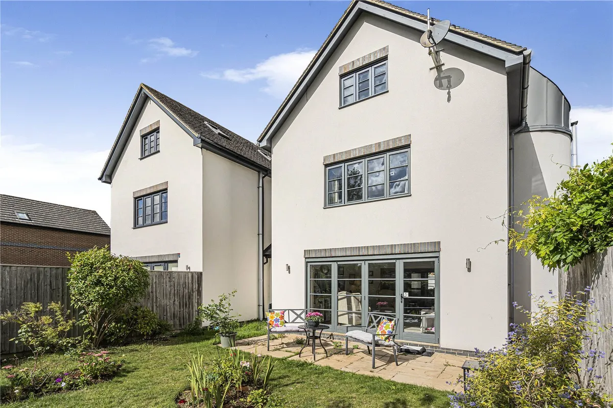 Yarnton Road, Kidlington, Oxfordshire, OX5