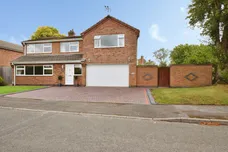 Hollies Way, Thurnby, Leicester