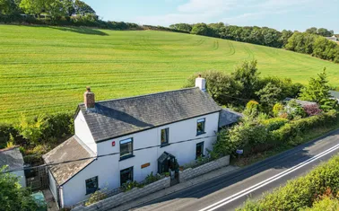 Horns Cross, Bideford