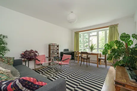 Kilburn Vale, London, NW6