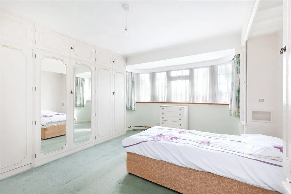 Mill Ridge, Edgware, HA8 photo 9