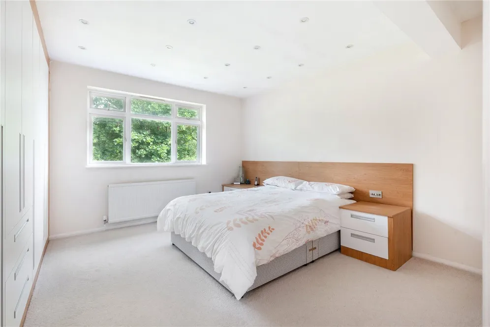 Mill Ridge, Edgware, HA8 photo 11