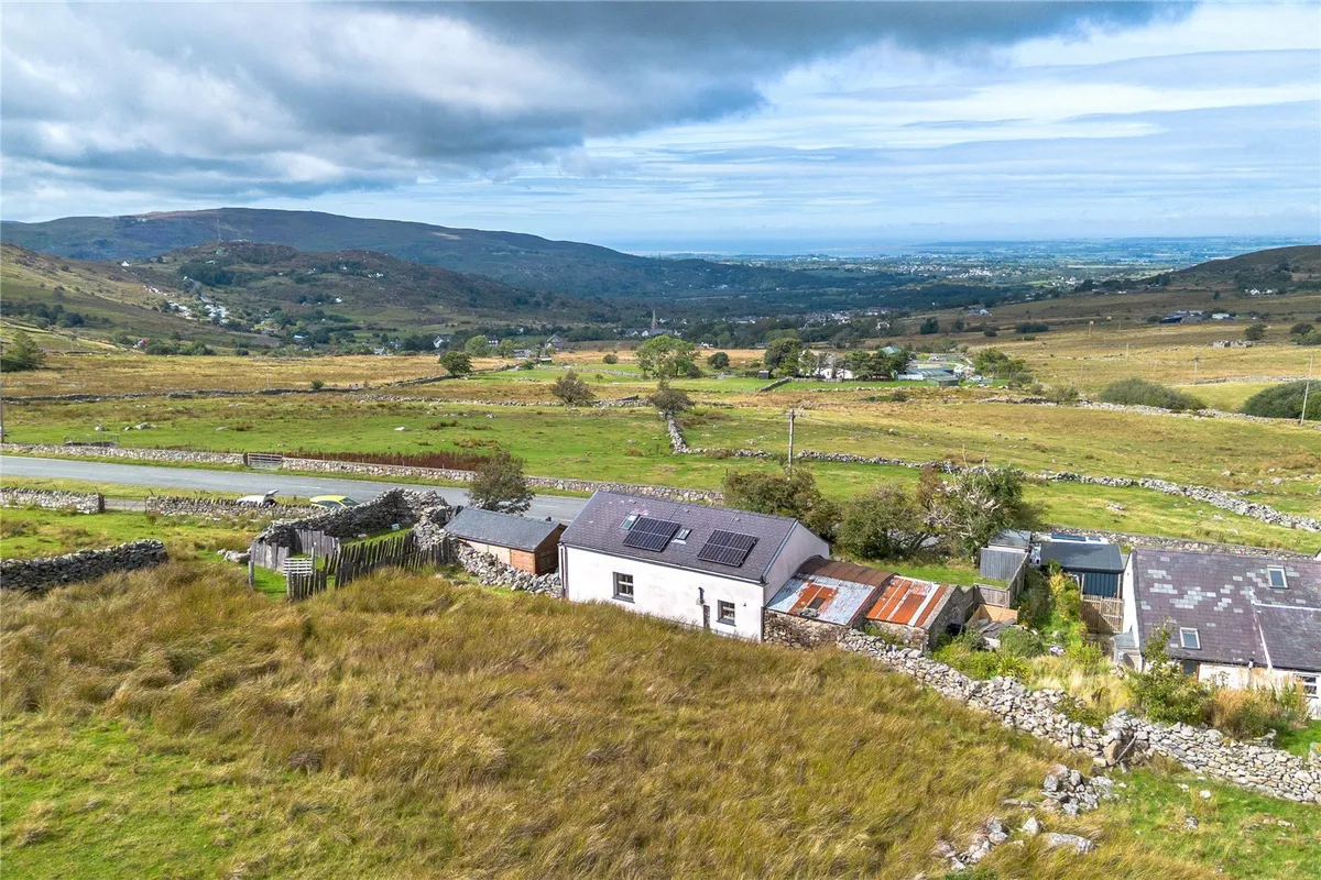 Deiniolen, Caernarfon, Gwynedd, LL55
