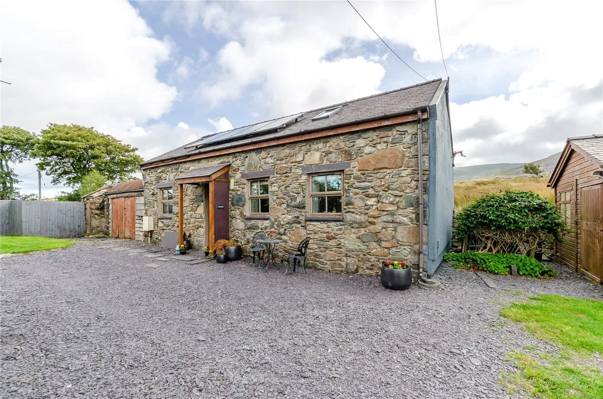 Deiniolen, Caernarfon, Gwynedd, LL55