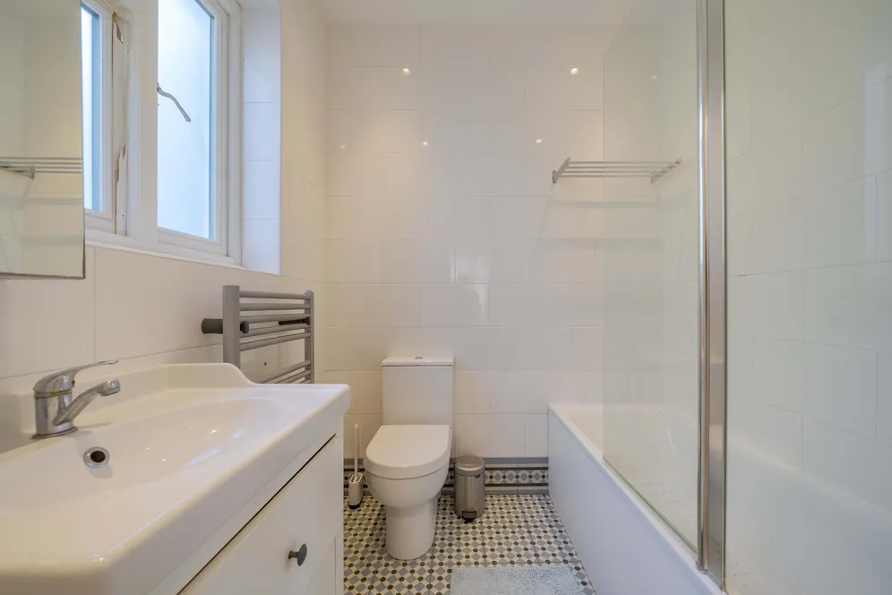 Greencroft Gardens, London, NW6 photo 8