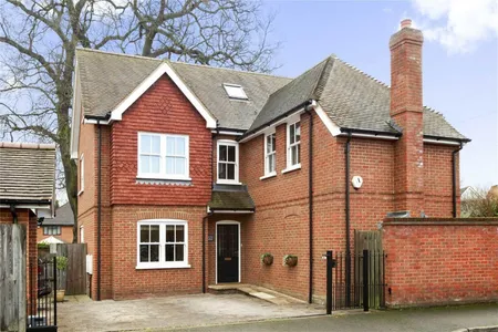 South Road, Weybridge, KT13