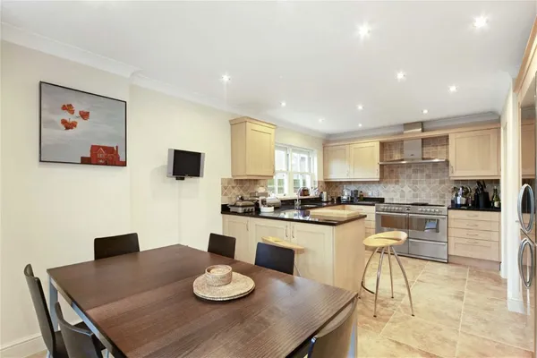 South Road, Weybridge, KT13 photo 3