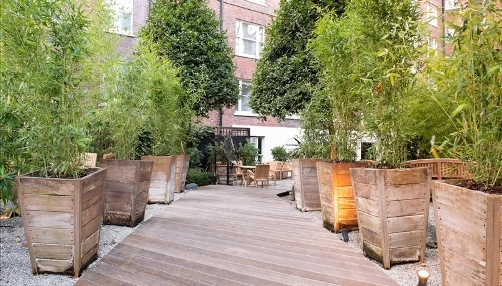 Hill Street Mayfair W1J photo 7