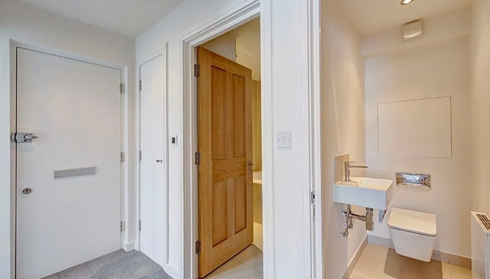 Fulham Road Chelsea SW3 photo 4