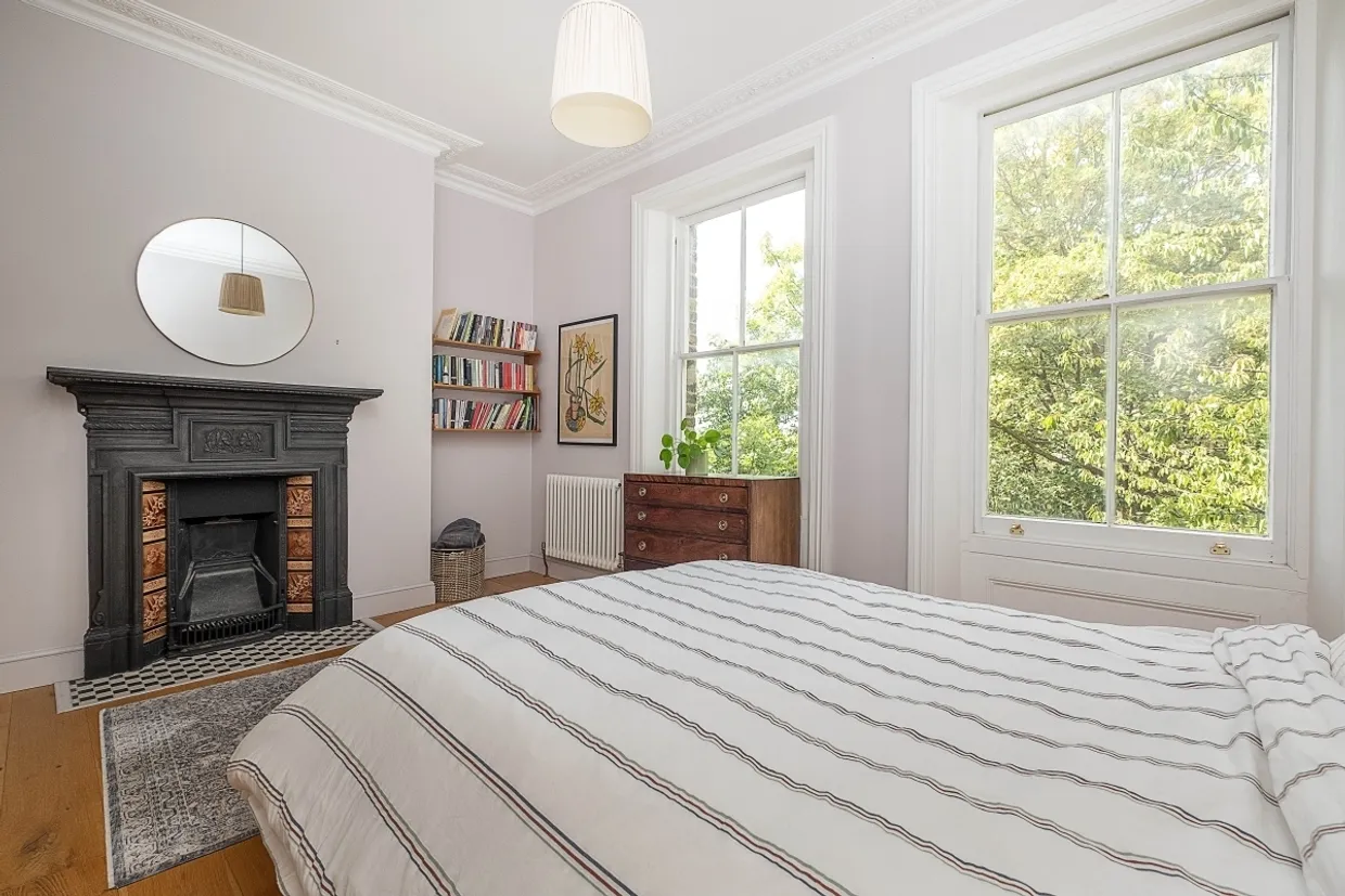 Queens Road Kingston Upon Thames KT2 photo 8