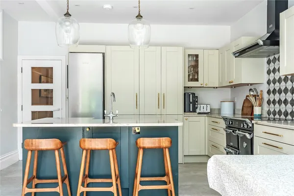 Deerings Road, Reigate, RH2 photo 6