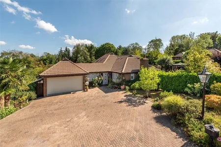 Usherwood Close, Tadworth, KT20