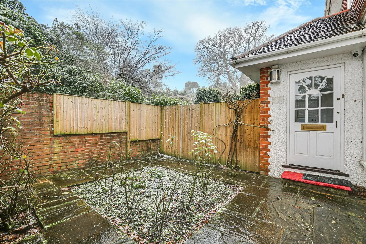 High Street, Limpsfield, RH8 photo 8