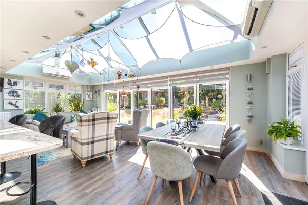 Usherwood Close, Tadworth, KT20 photo 18