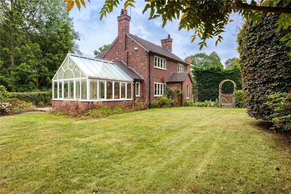 Foden Lane, Alderley Edge, SK9 photo 3