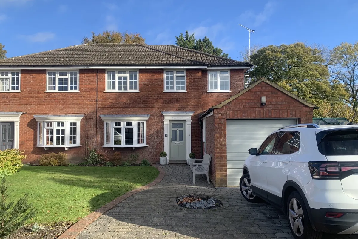 Anstey Brook, Weston Turville, AYLESBURY