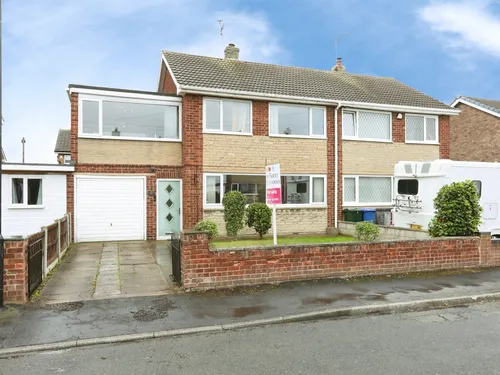 Braemar Road, Dunscroft, Doncasterphoto