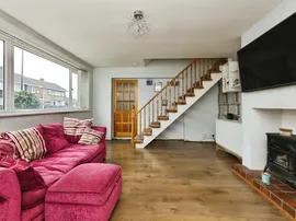 Braemar Road, Dunscroft, Doncaster thumb 3