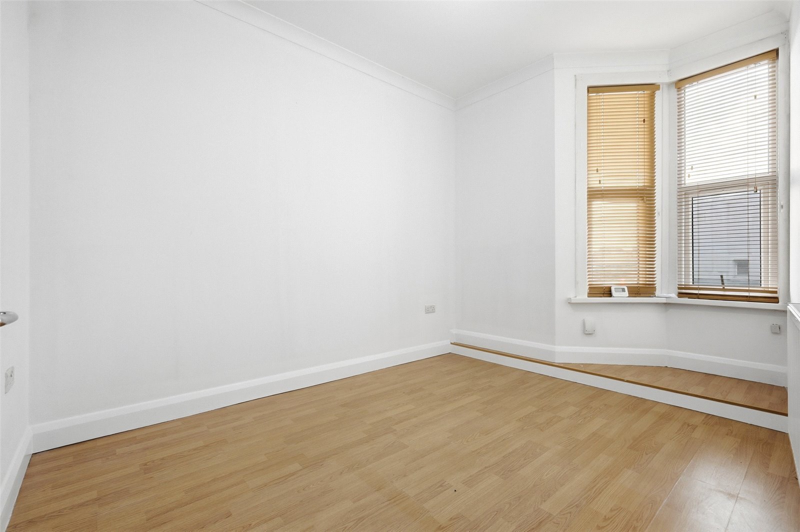 Chingford Road, London, E17 Image 4