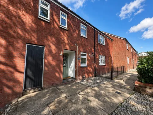 Whitethorn Close, NORWICHphoto