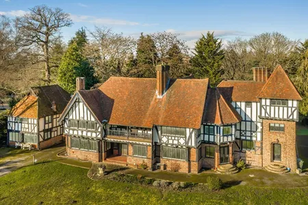 Blackhills, Esher, KT10