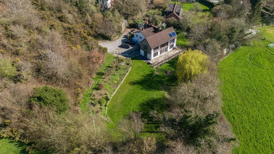 Property Image 16