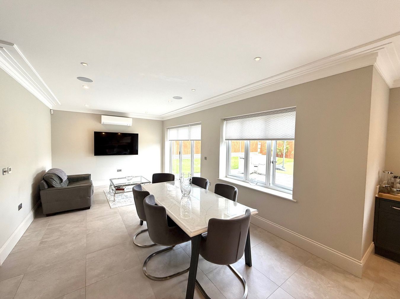 Hawthorn Lane, Warfield, Bracknell, RG42 Image 8