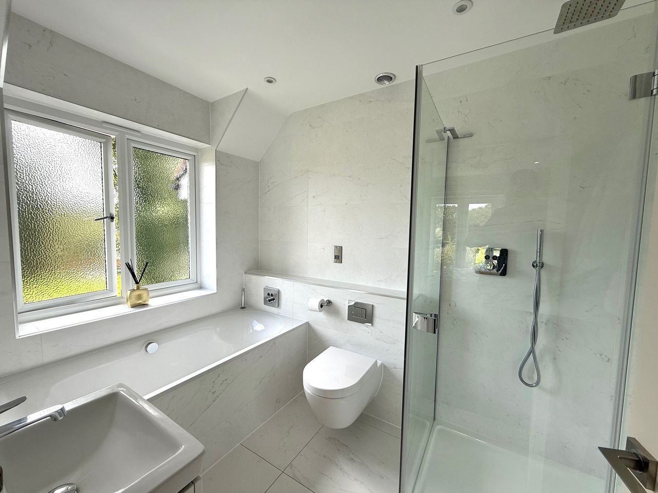 Hawthorn Lane, Warfield, Bracknell, RG42 Image 11