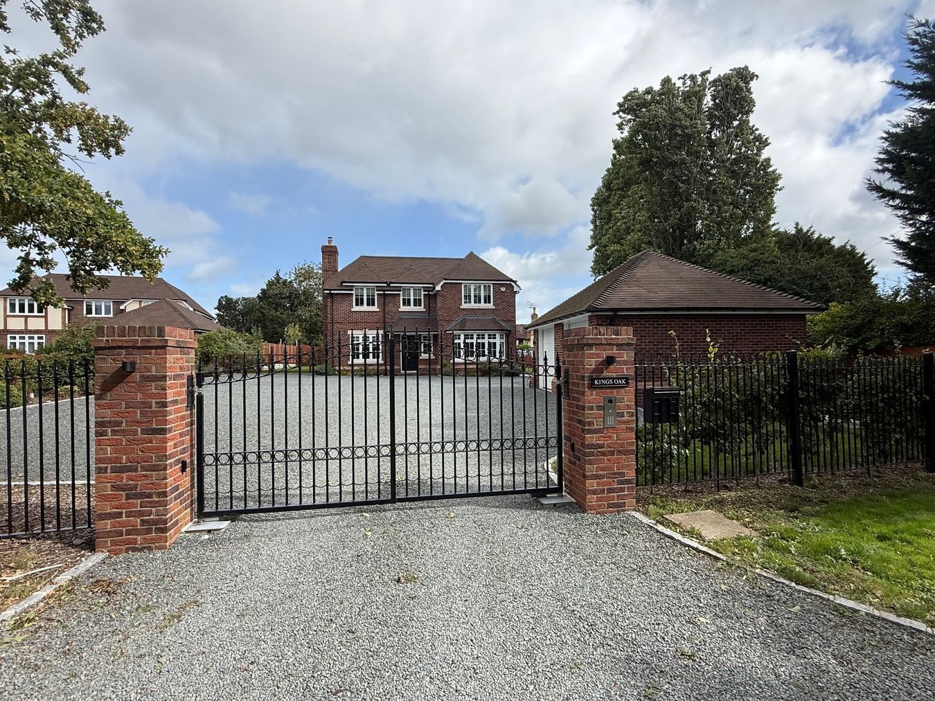 Hawthorn Lane, Warfield, Bracknell, RG42 Image 19