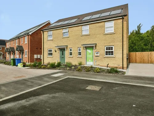 Curlew Road, Bostonphoto
