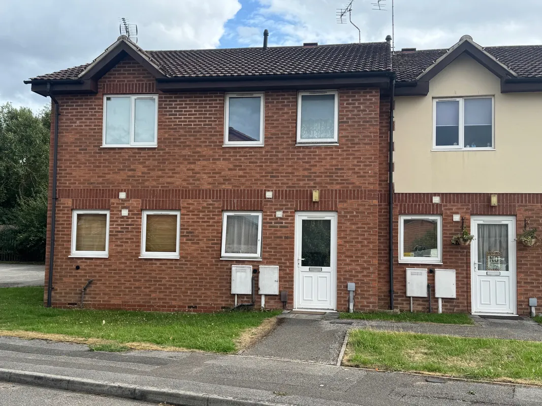 28 The Pines Worksop 