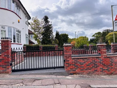 Hampden Way, LONDONphoto