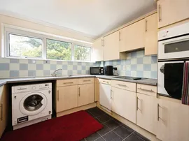 Grasmere Way, Linslade, Leighton Buzzard thumb 3