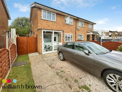 Lower Mardyke Avenue, RAINHAMphoto