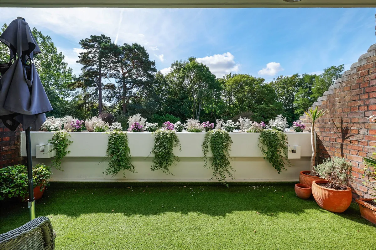 Bancroft Court, Reigate, Surrey, RH2