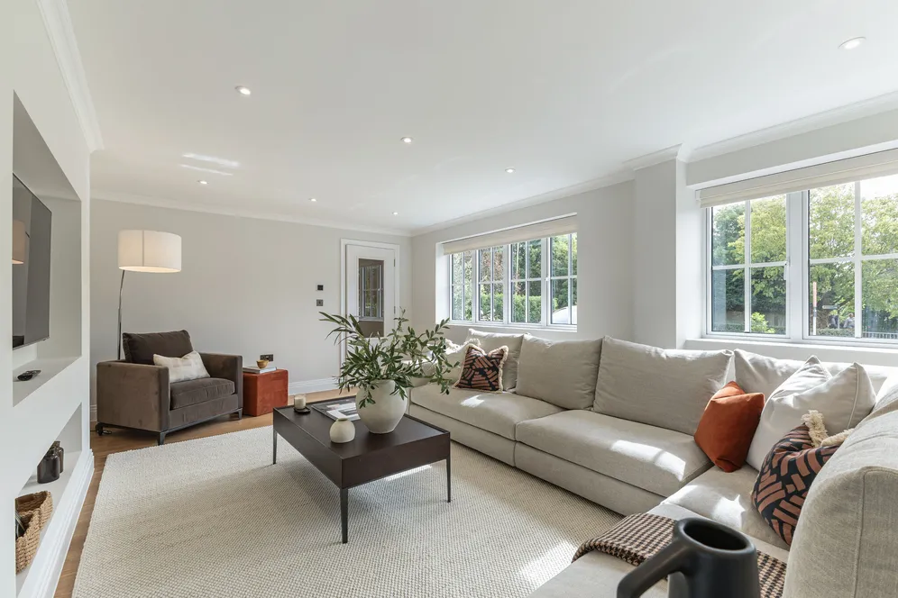 Crabtree Lane, Harpenden, AL5 photo 11