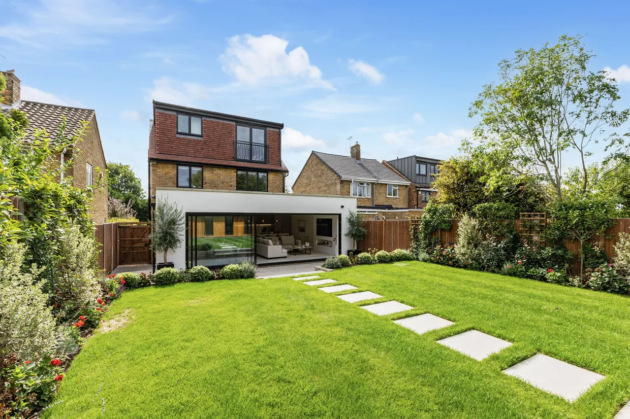 Crabtree Lane, Harpenden, AL5 photo 30