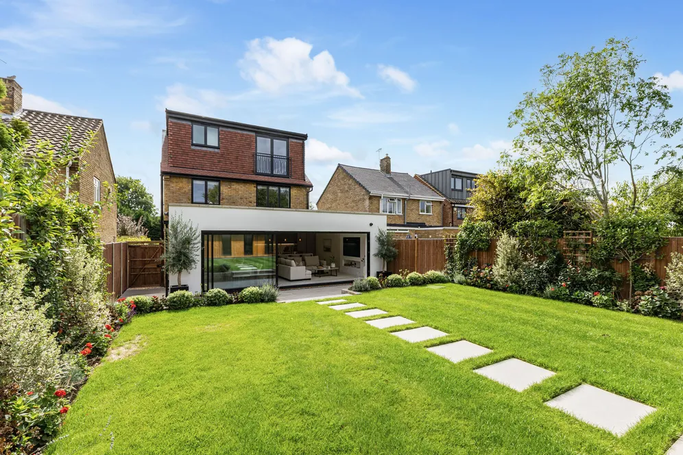 Crabtree Lane, Harpenden, AL5 photo 30
