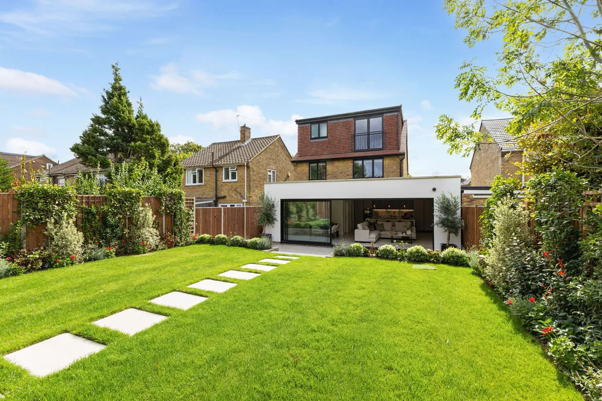 Crabtree Lane, Harpenden, AL5 photo 31