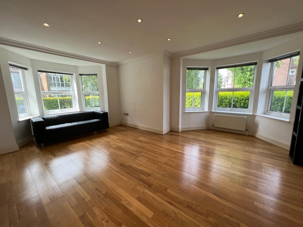 Alfred Court NW4 Image 7