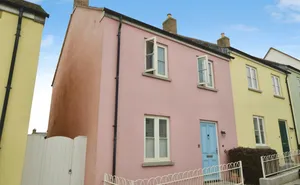 Stret Myghtern Arthur, Nansledan, Newquay, Cornwall, TR8 photo
