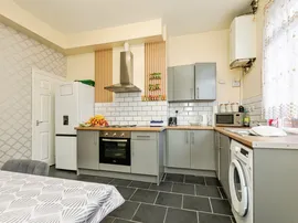 Dovercourt Road, Rotherham thumb 3