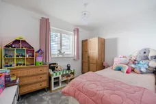 Bracher Close, Alton, GU34 photo 8